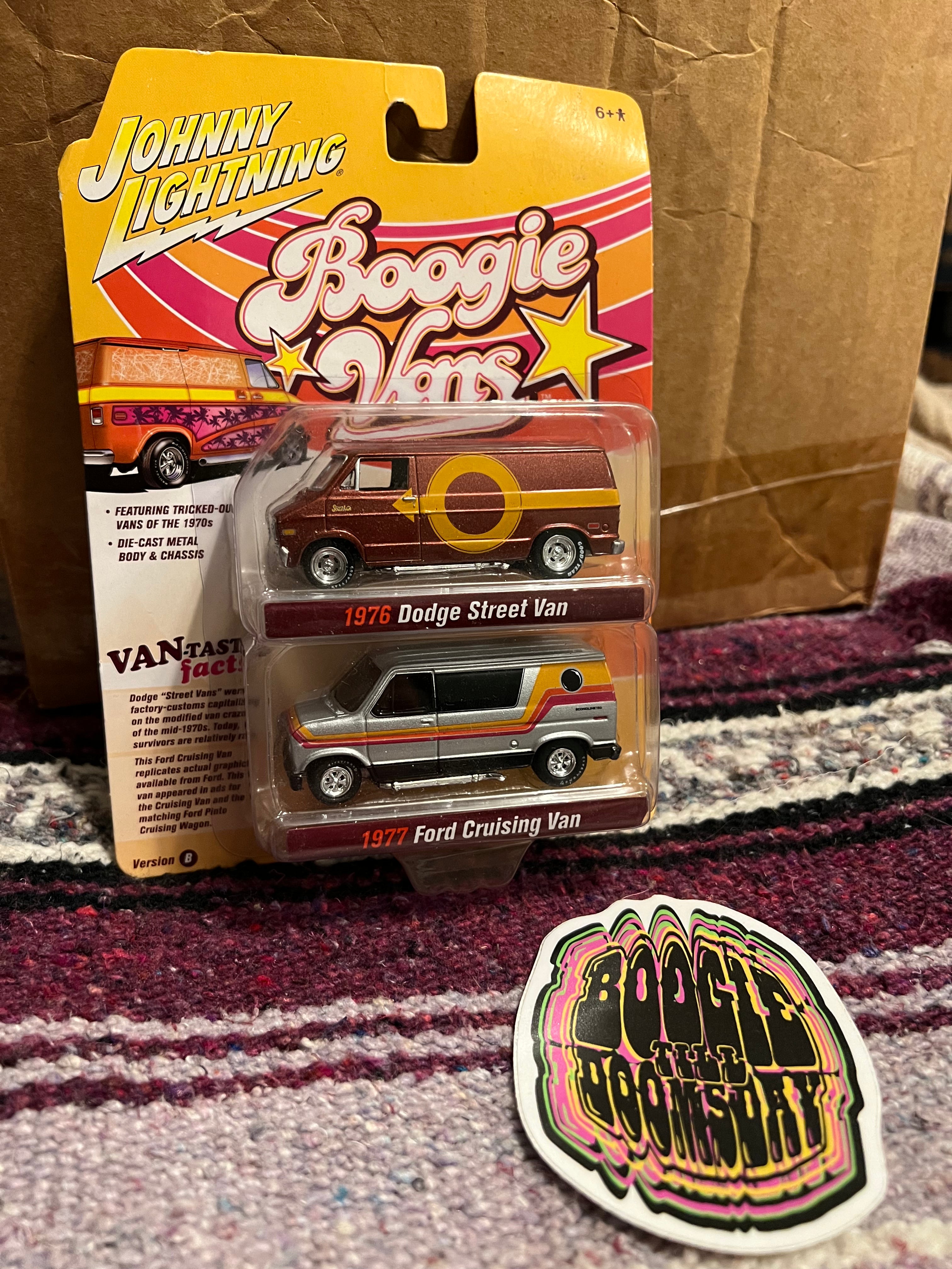 Johnny lightning BOOGIE VANS